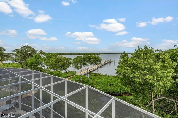 $2,990,000 | 21500-21504 Indian Bayou Drive, Fort Myers Beach, FL 33931