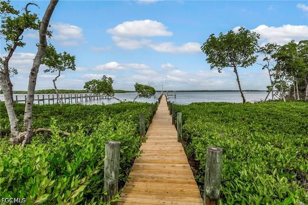 $2,990,000 | 21500-21504 Indian Bayou Drive, Fort Myers Beach, FL 33931