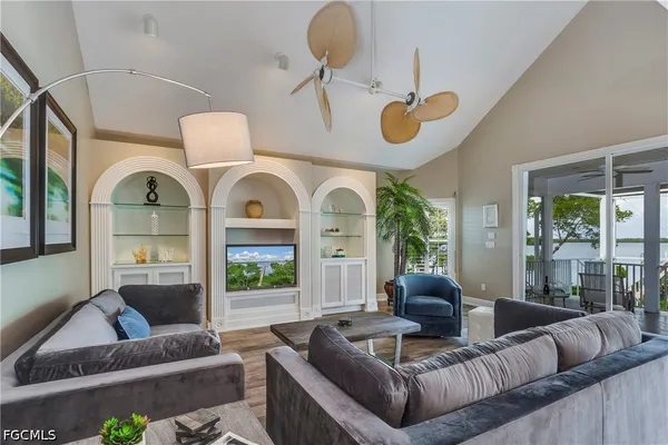 $2,990,000 | 21500-21504 Indian Bayou Drive, Fort Myers Beach, FL 33931