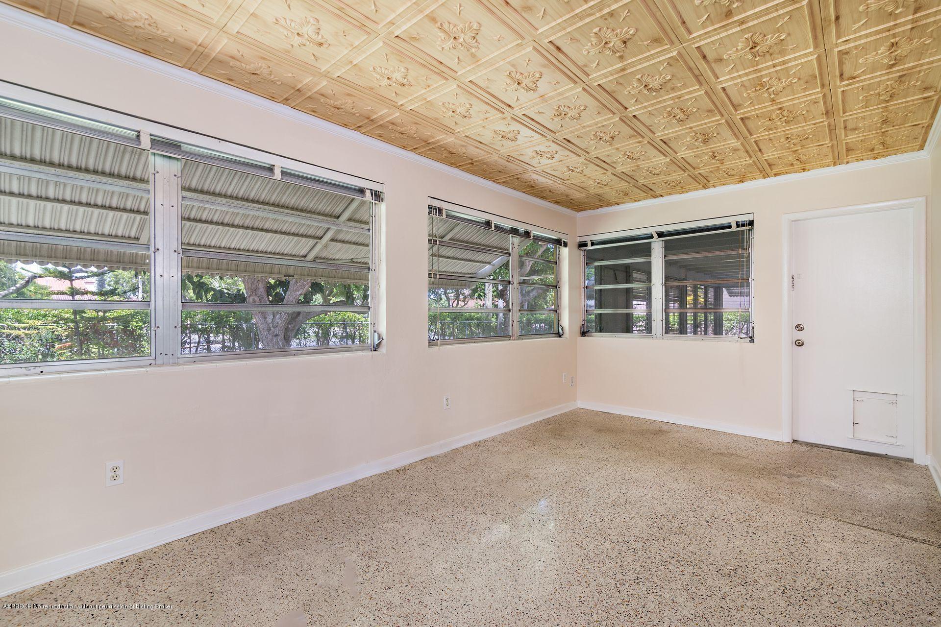 351 Edmor Road West Palm Beach, FL 33405 - Photo 11 of 23 11
