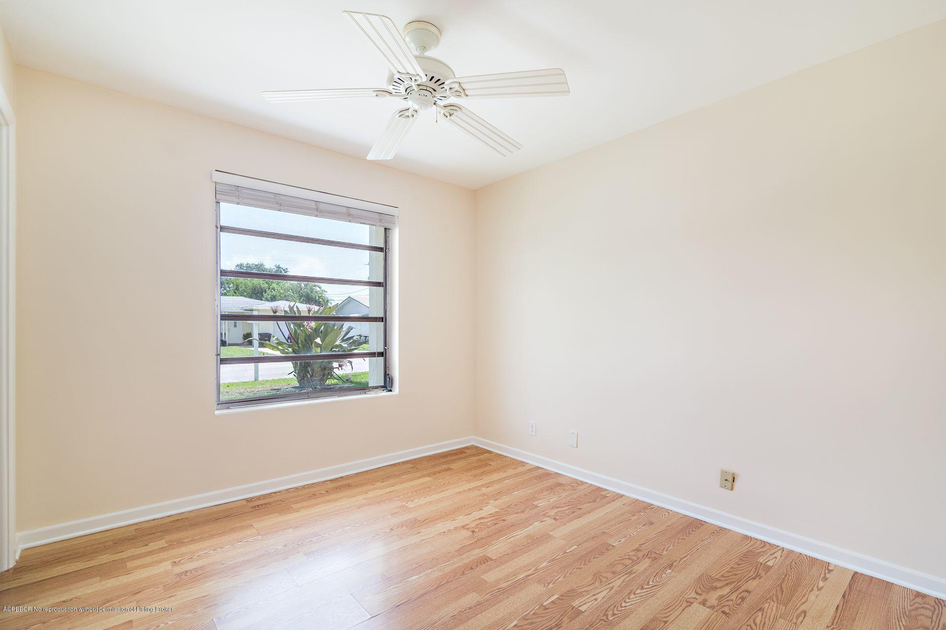 351 Edmor Road West Palm Beach, FL 33405 - Photo 12 of 23 12