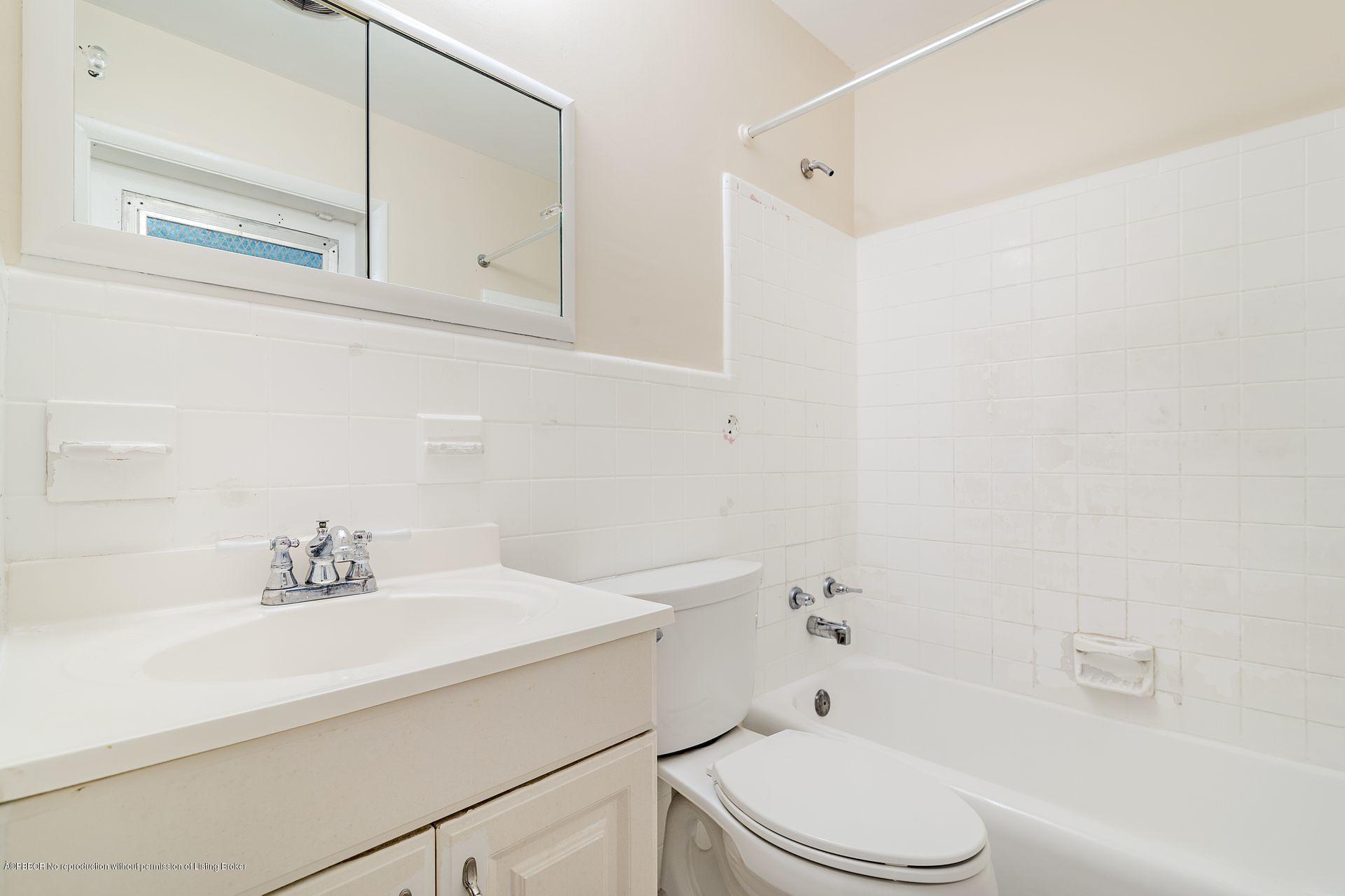 351 Edmor Road West Palm Beach, FL 33405 - Photo 14 of 23 14