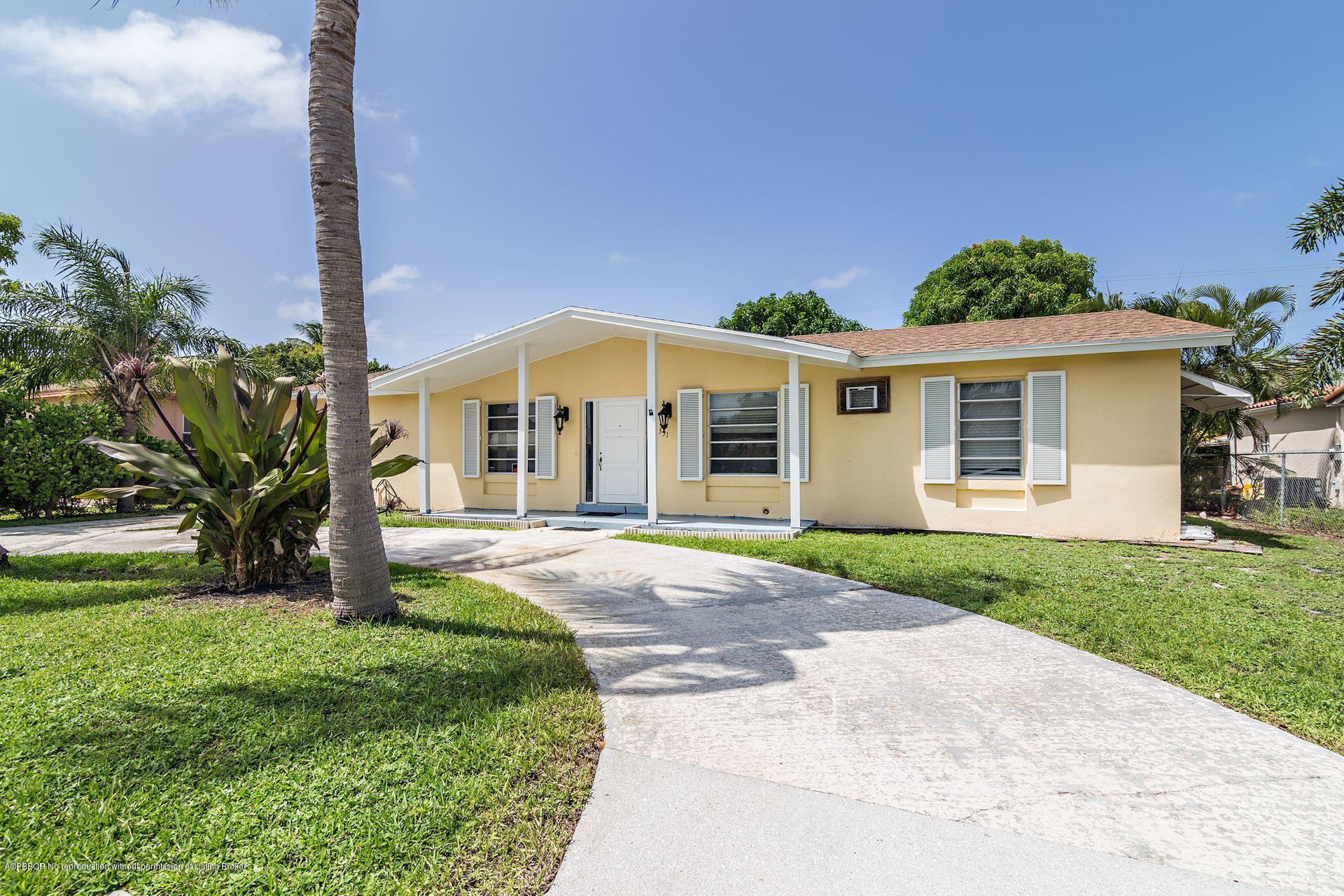 351 Edmor Road West Palm Beach, FL 33405 - Photo 3 of 23 3
