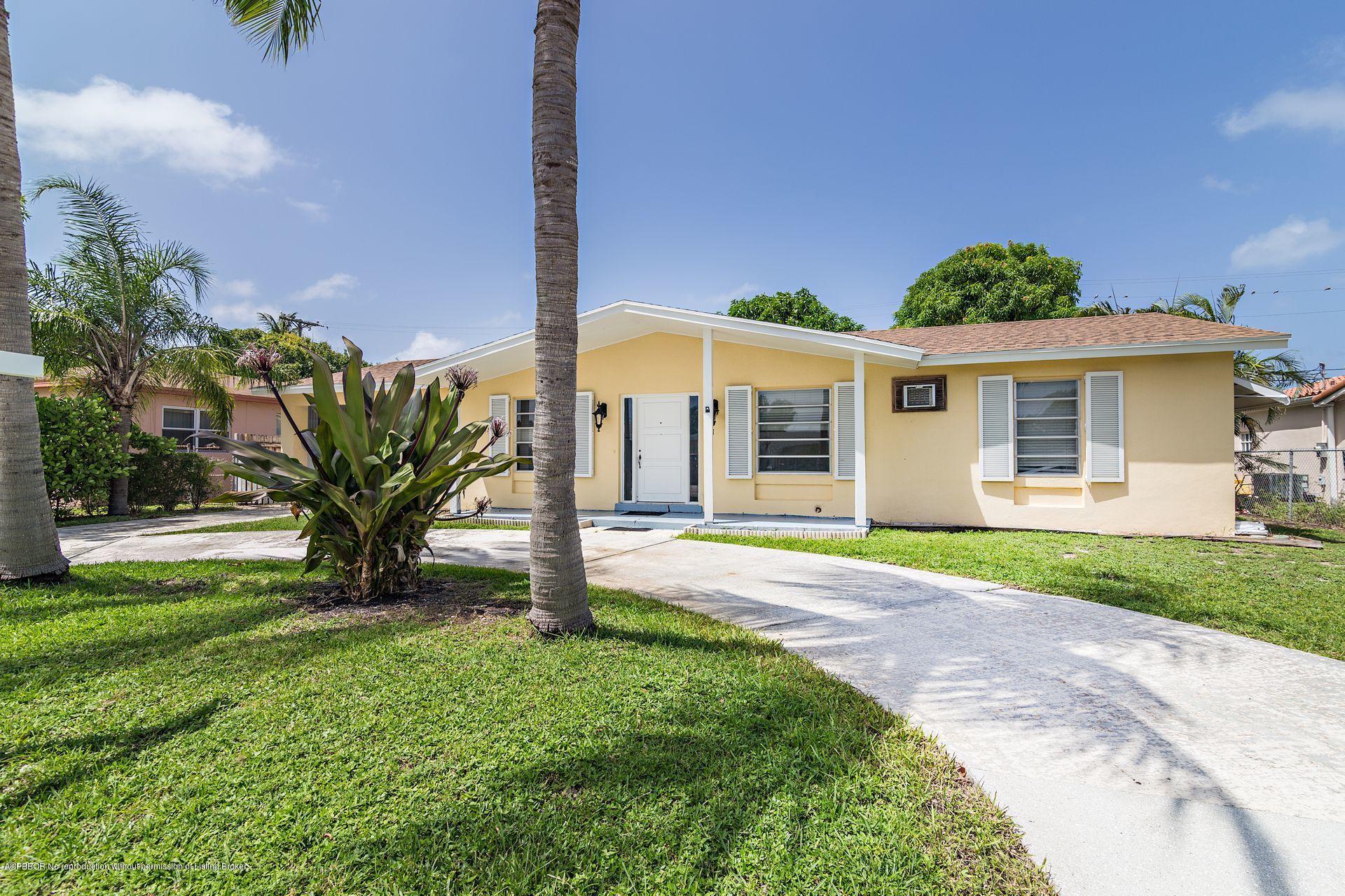 351 Edmor Road West Palm Beach, FL 33405 - Photo 4 of 23 4
