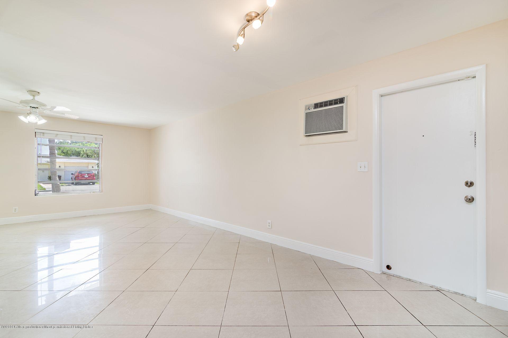 351 Edmor Road West Palm Beach, FL 33405 - Photo 8 of 23 8