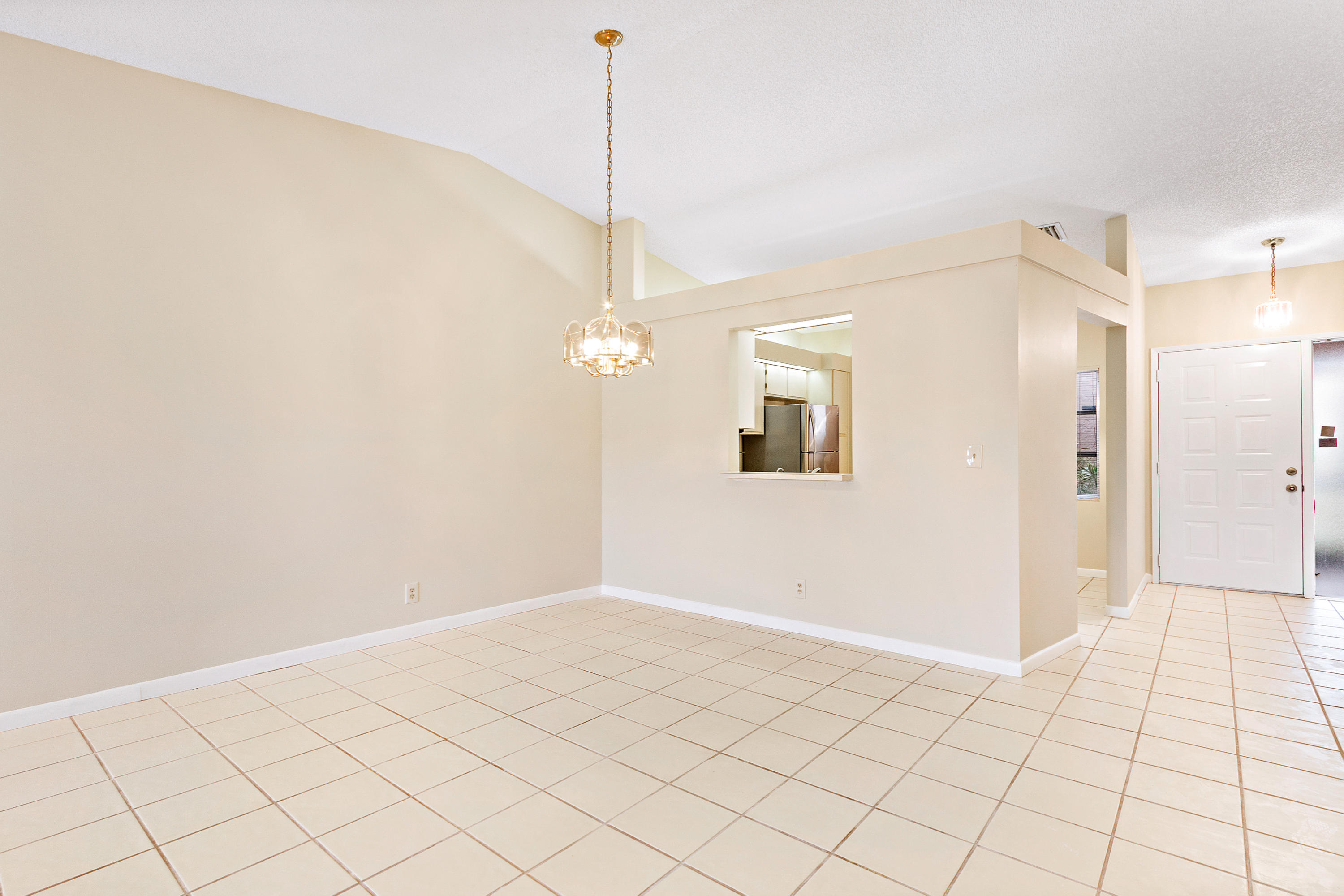 8152 Summerbreeze Lane Boca Raton, FL 33496 - Photo 15 of 26 Dining Area
