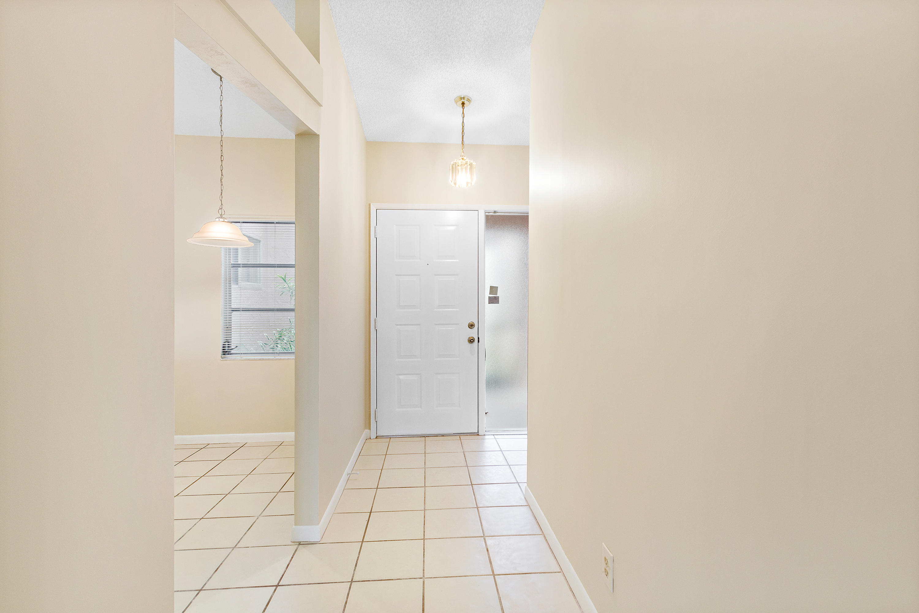 8152 Summerbreeze Lane Boca Raton, FL 33496 - Photo 10 of 26 Hallway
