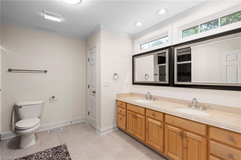 912 Rumar Street Graham, NC 27253 - Photo 16 of 50 Gallery Image 16