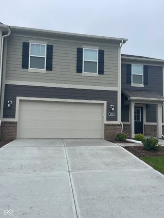 $2,000 | 1717 Woods Edge Drive, Greenwood, IN 46143