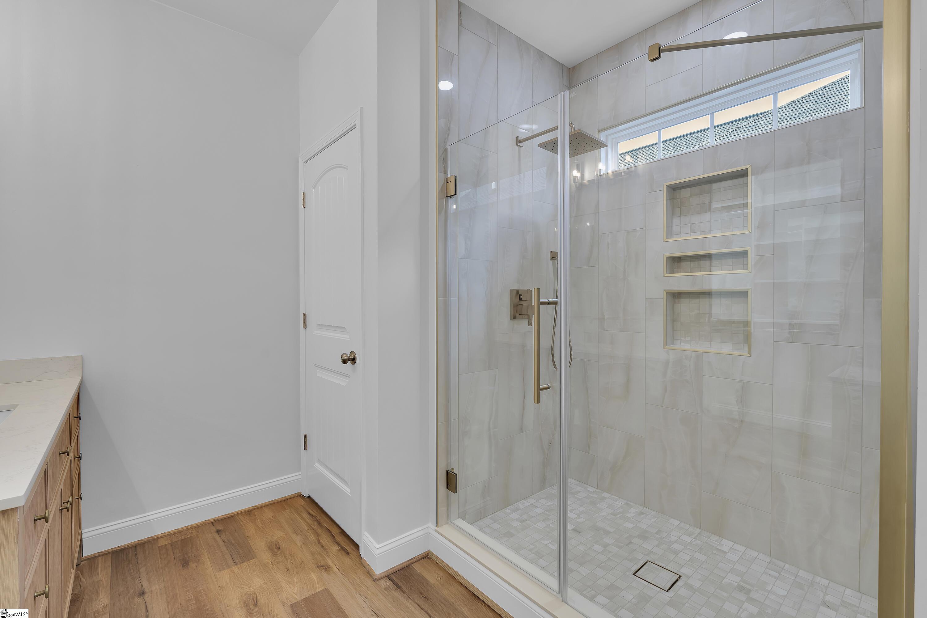 436 Rocky Slope Road Greenville, SC 29607 - Photo 10 of 17 Gallery Image 10