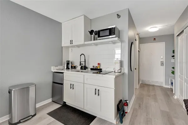 $1,540 | 2043 South Atlantic Avenue, Unit 505, Daytona Beach, FL 32118