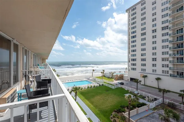 $1,540 | 2043 South Atlantic Avenue, Unit 505, Daytona Beach, FL 32118