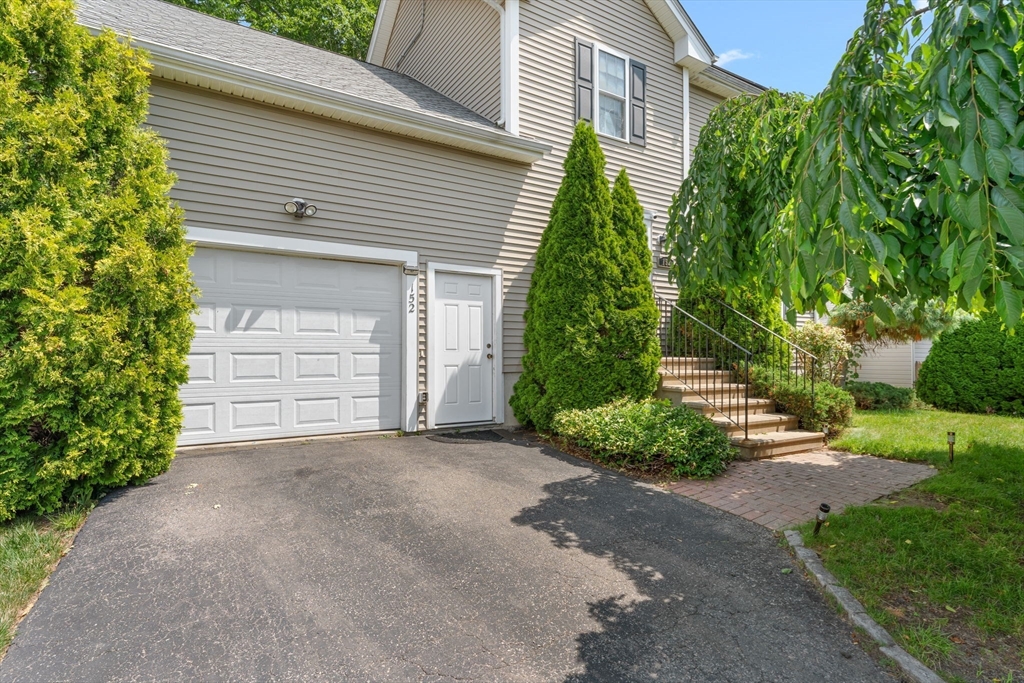 152 Harding Street Fall River, MA 02720 - Photo 4 of 27