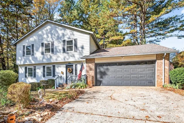 $336,000 | 1075 Westchester Drive Southwest, Lilburn, GA 30047