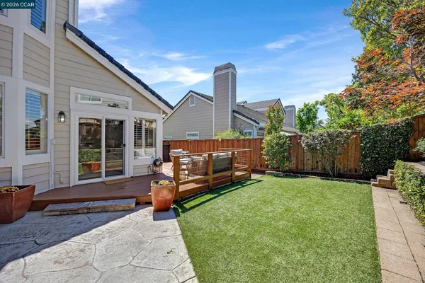 $849,000 | 402 Chupcan Place, Clayton, CA 94517