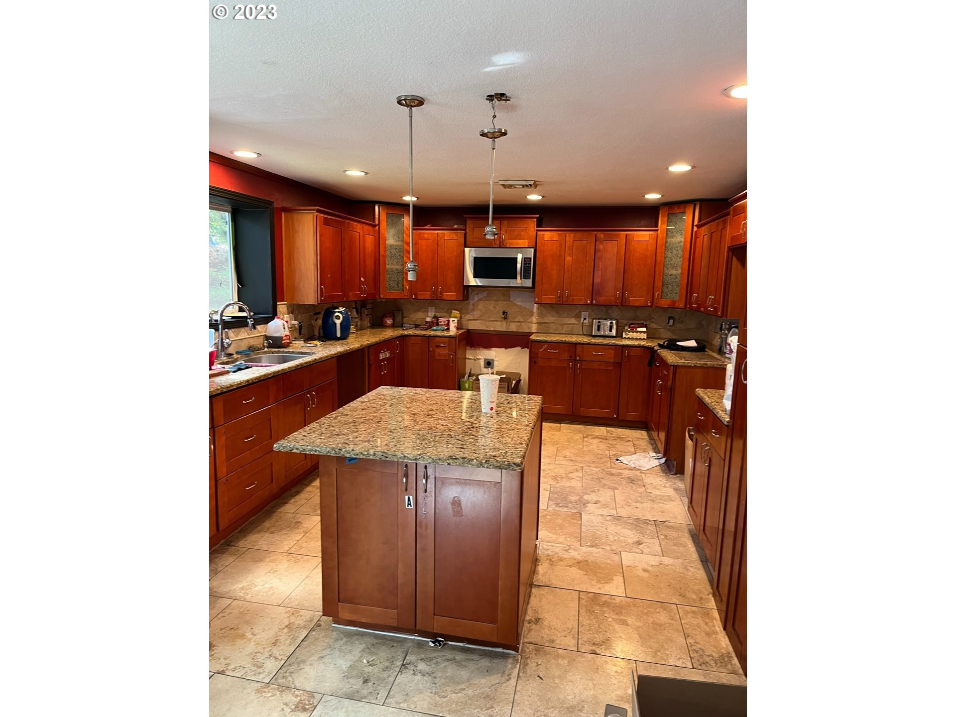 969 South 69th Street Springfield, OR 97478 - Photo 1 of 4 Gallery Image 1