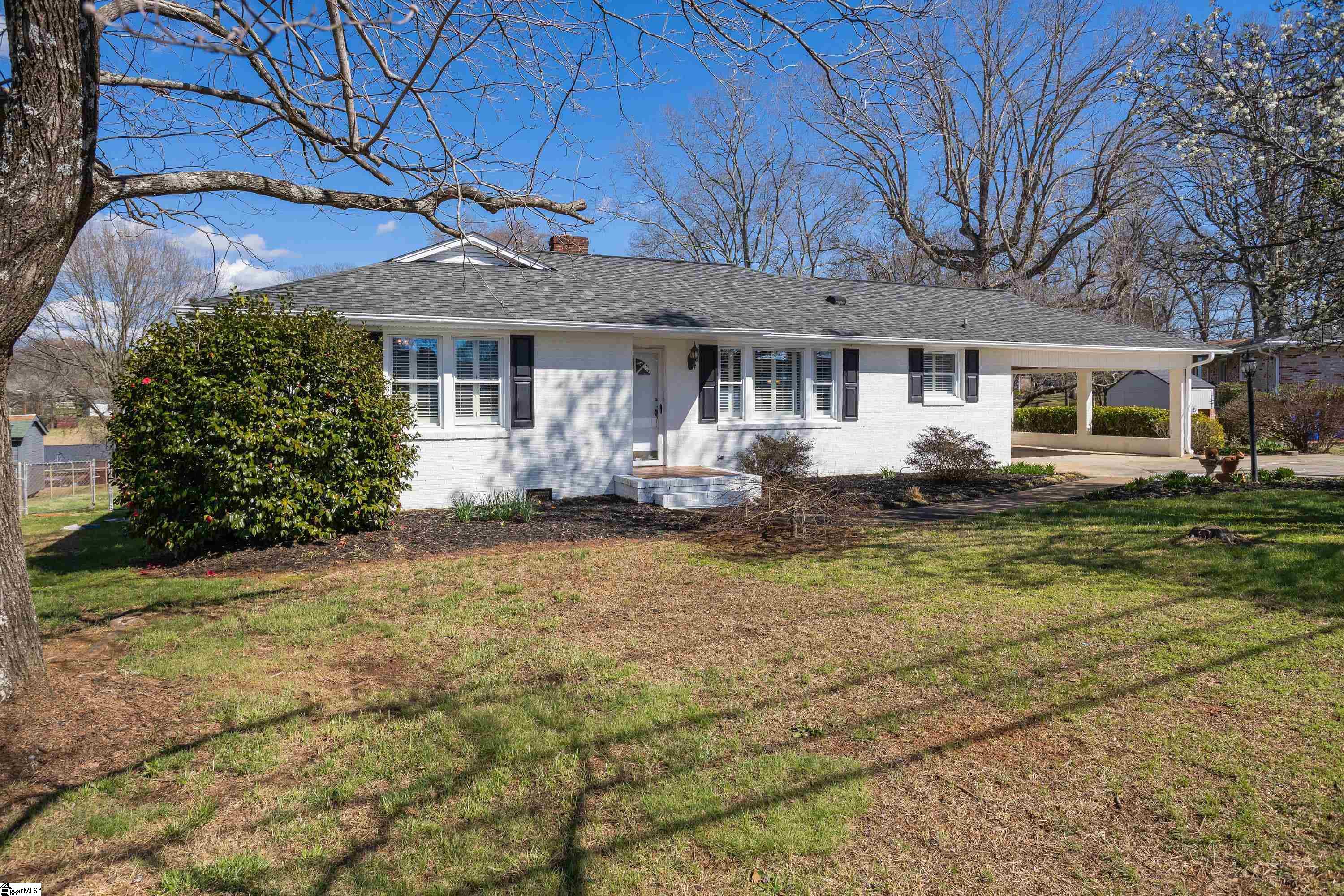 202 Hunts Bridge Road Greenville, SC 29617 - Photo 2 of 35