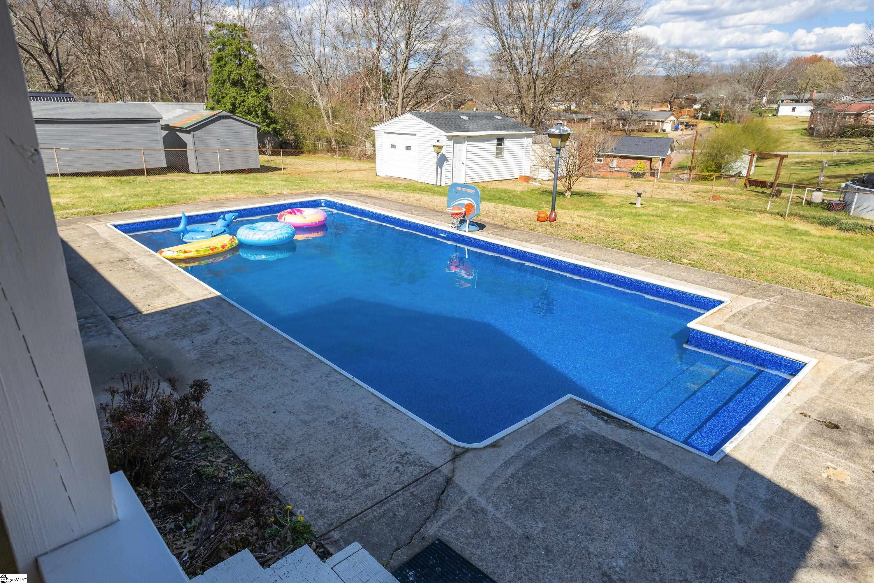 202 Hunts Bridge Road Greenville, SC 29617 - Photo 29 of 35