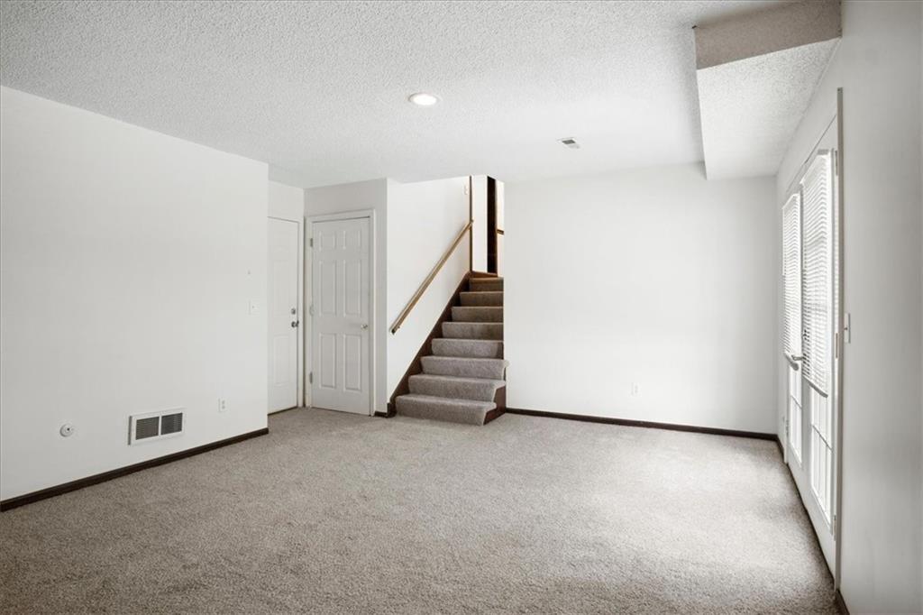 14204 South Raintree Drive Olathe, KS 66062 - Photo 23 of 29