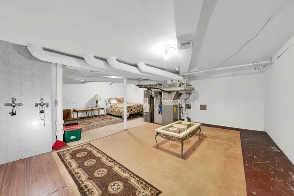 $299,900 | 3520 Ridgeland Avenue, Berwyn, IL 60402