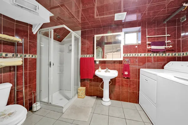 $299,900 | 3520 Ridgeland Avenue, Berwyn, IL 60402