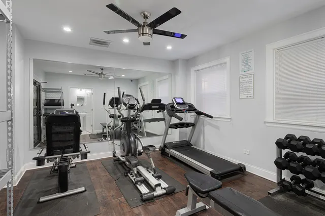 $2,250 | 1460 West Fargo Avenue, Unit 310, Chicago, IL 60626