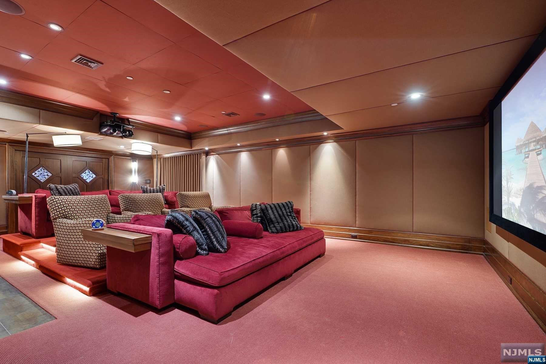 Undisclosed Address Mahwah, NJ 07430 - Photo 16 of 36