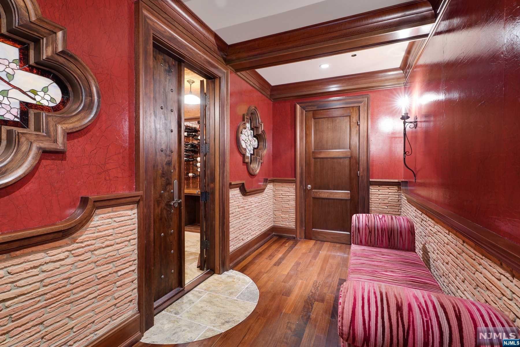 Undisclosed Address Mahwah, NJ 07430 - Photo 18 of 36