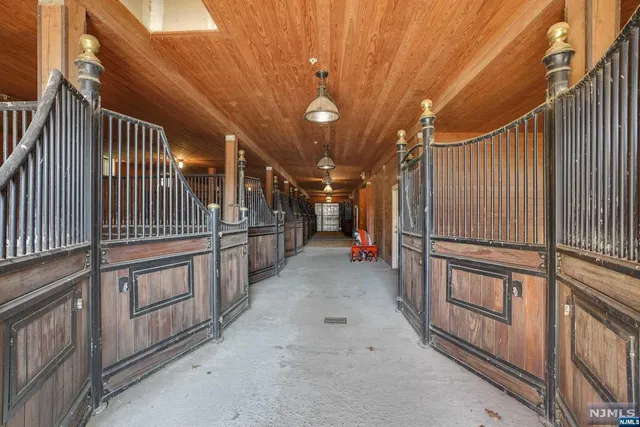 $22,500,000 | Undisclosed Address, Mahwah, NJ 07430