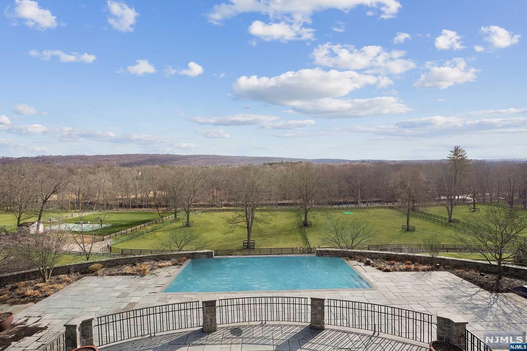 Undisclosed Address Mahwah, NJ 07430 - Photo 28 of 36