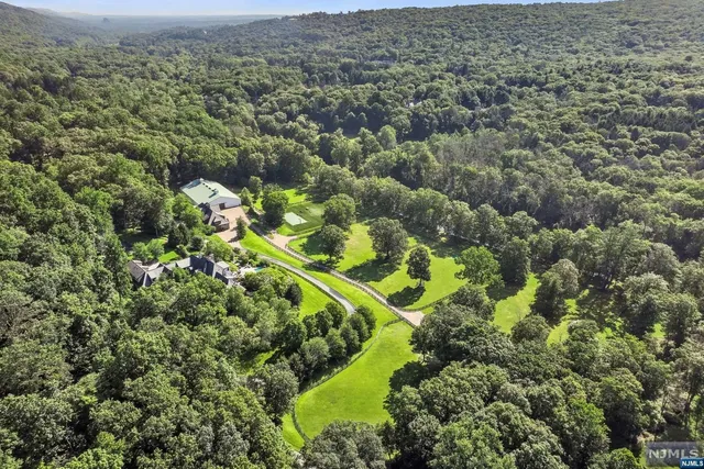 $22,500,000 | Undisclosed Address, Mahwah, NJ 07430
