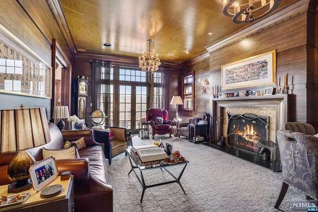 $22,500,000 | Undisclosed Address, Mahwah, NJ 07430