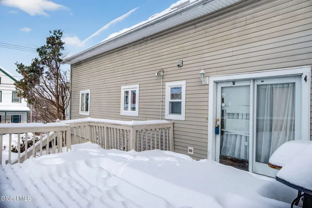 $175,000 | 1644 1st Street, Rensselaer, NY 12144