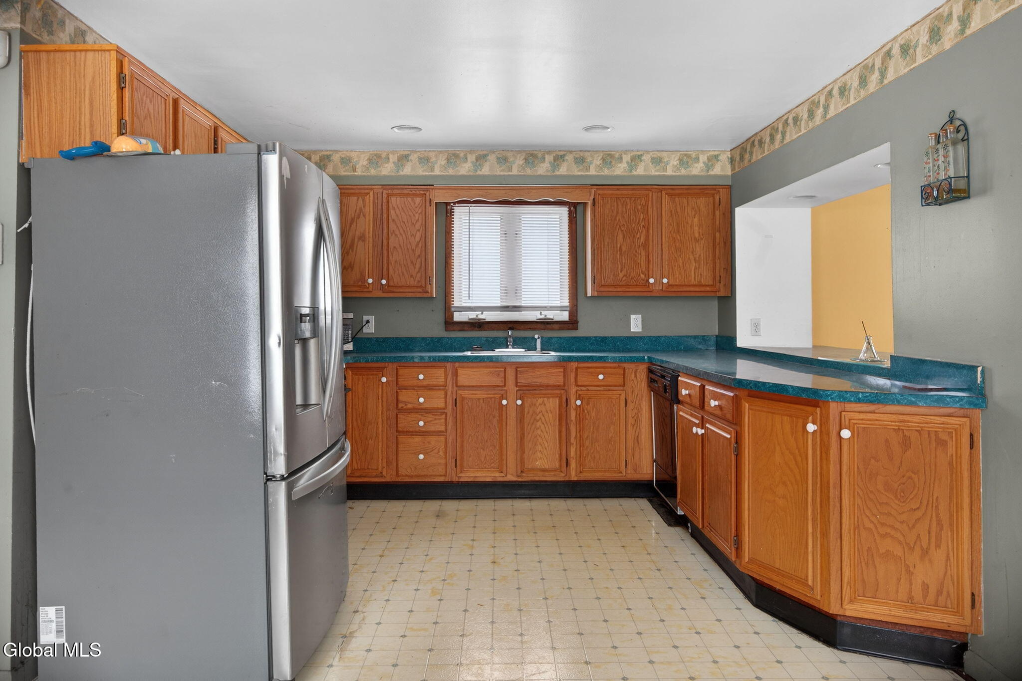 1644 1st Street Rensselaer, NY 12144 - Photo 4 of 19 9-web-or-mls-1644-1st-st