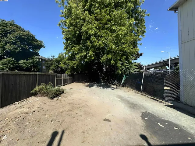 $675,000 | 537 Chester Street, Oakland, CA 94607