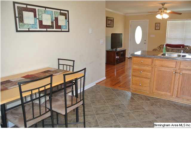 1012 South Hillcrest Road Odenville, AL 35120 - Photo 10 of 24