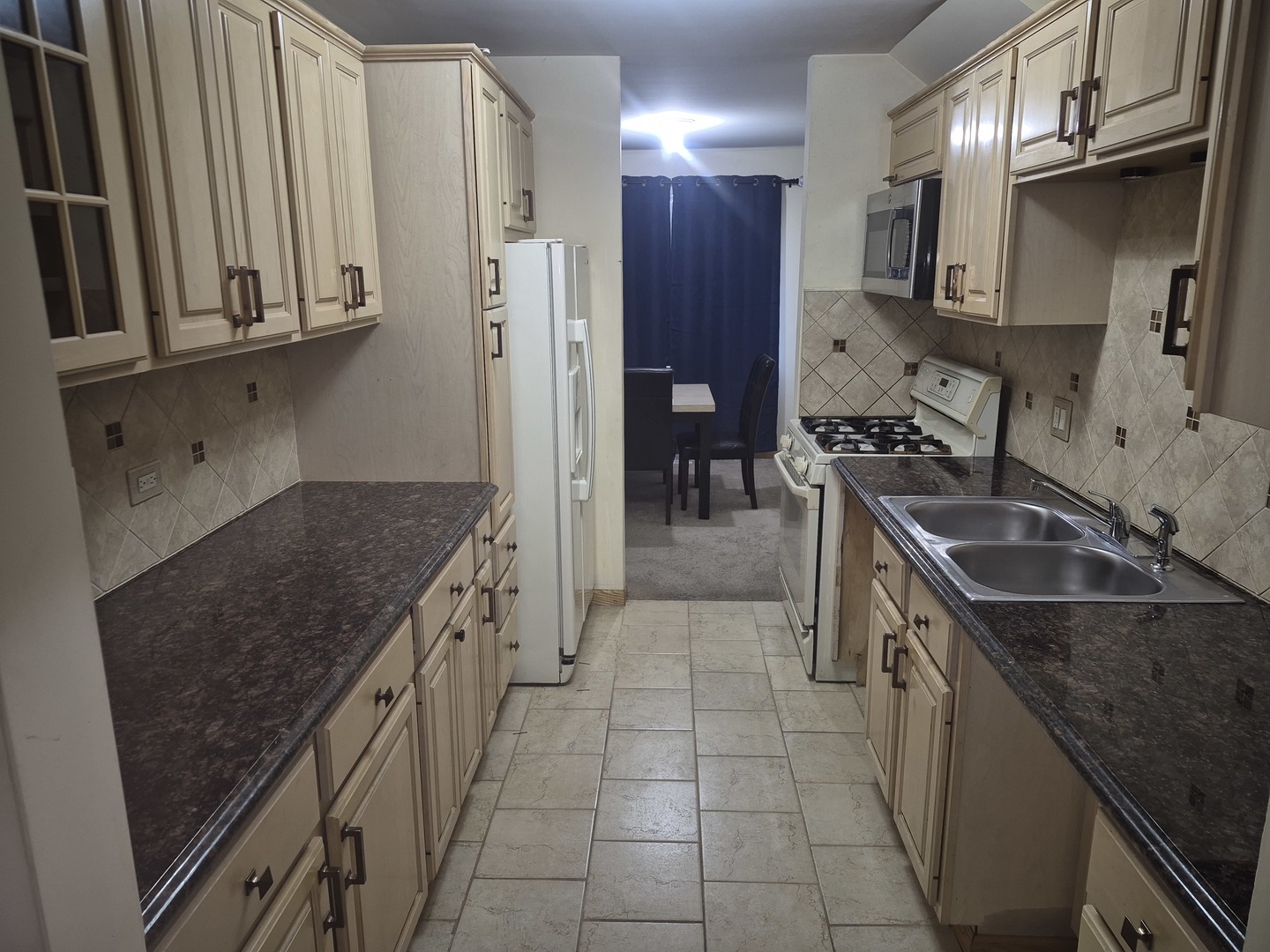 2640 Mitchell Drive, Unit 5 Woodridge, IL 60517 - Photo 6 of 14