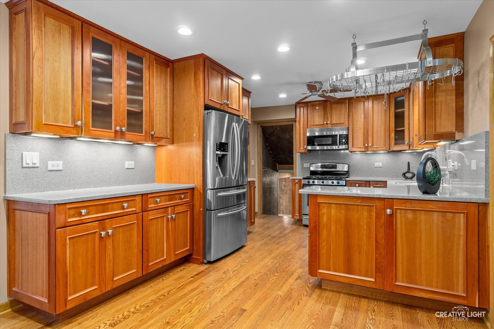 2S452 Riverside Avenue Warrenville, IL 60555 - Photo 8 of 40 Gallery Image 8