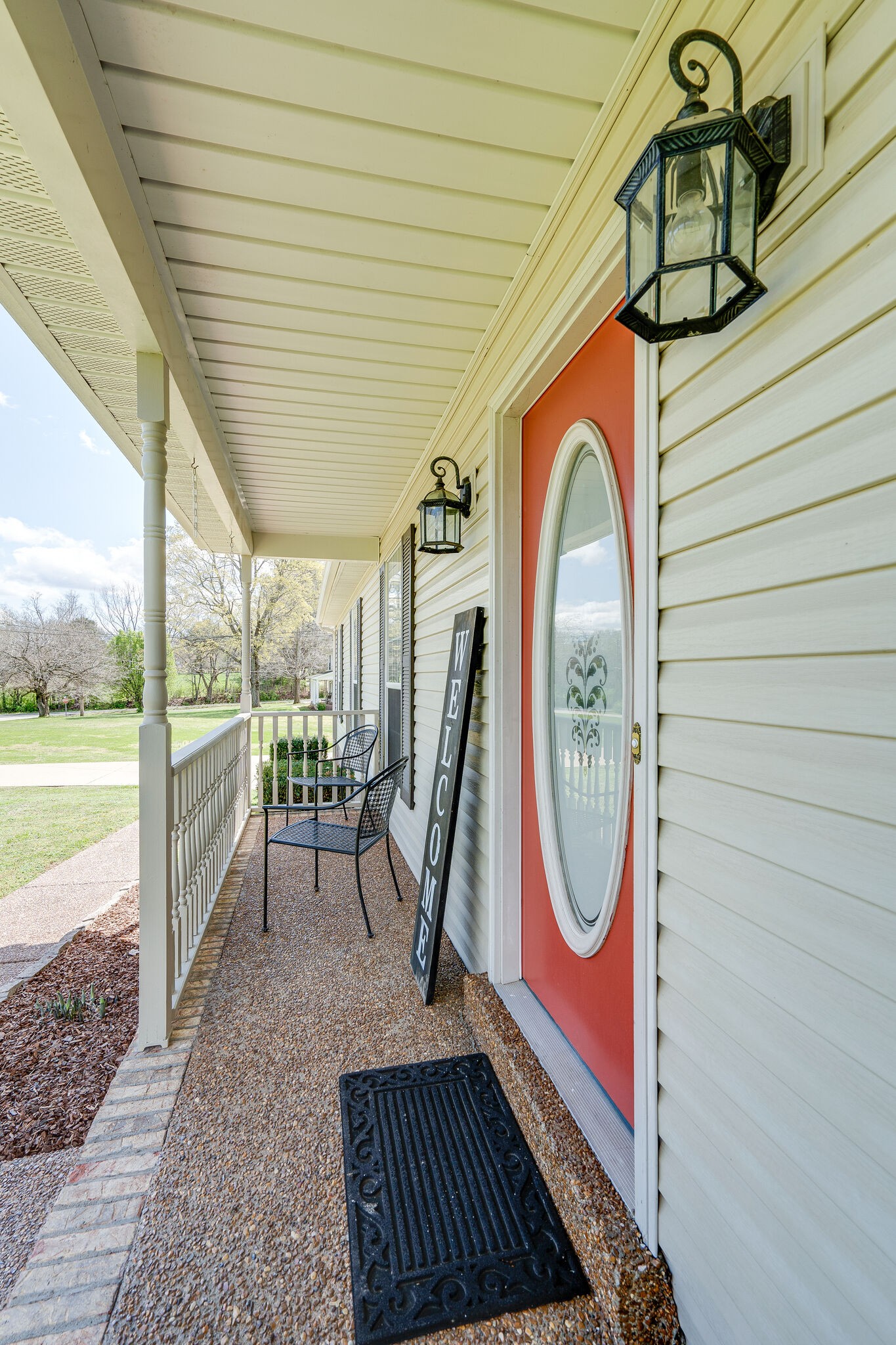 1011 Green Acres Road Joelton, TN 37080 - Photo 4 of 31 a very nice looking room with a large window