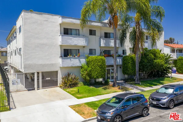 $4,700,000 | 1041 South Corning Street, Los Angeles, CA 90035