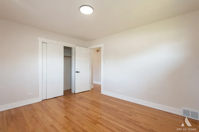 $379,999 | 6710 West 115th Street, Worth, IL 60482