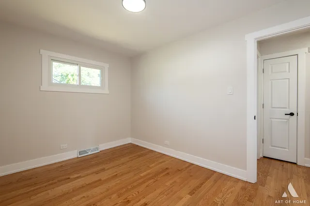 $379,999 | 6710 West 115th Street, Worth, IL 60482