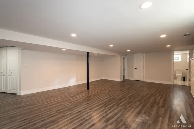 $379,999 | 6710 West 115th Street, Worth, IL 60482