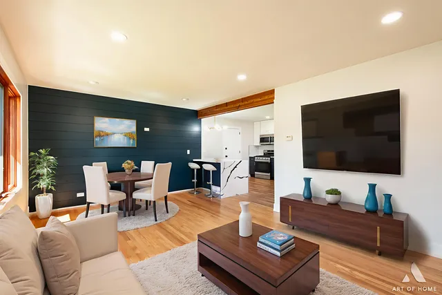 $379,999 | 6710 West 115th Street, Worth, IL 60482