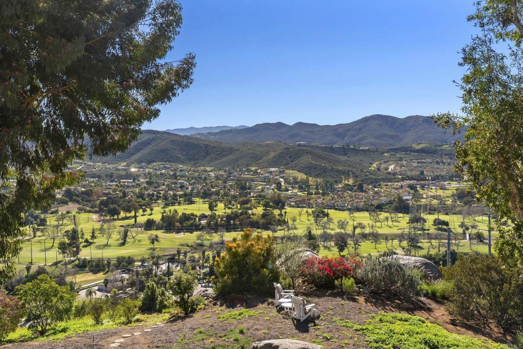 2332 Wind River Road El Cajon, CA 92019 - Photo 2 of 60