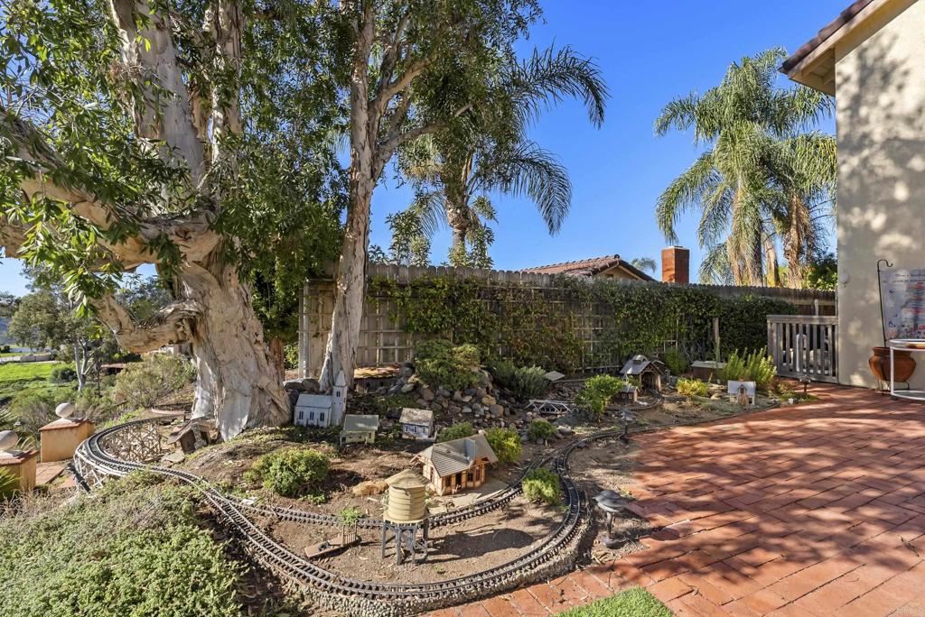 2332 Wind River Road El Cajon, CA 92019 - Photo 44 of 60