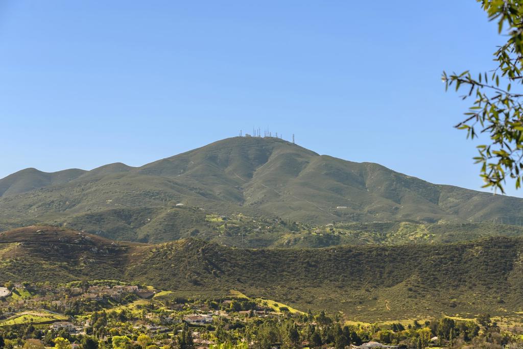 2332 Wind River Road El Cajon, CA 92019 - Photo 56 of 60