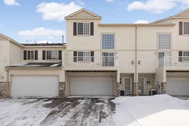 $239,900 | 6604 Pine Crest Trail South, Cottage Grove, MN 55016