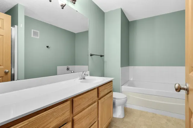 $239,900 | 6604 Pine Crest Trail South, Cottage Grove, MN 55016