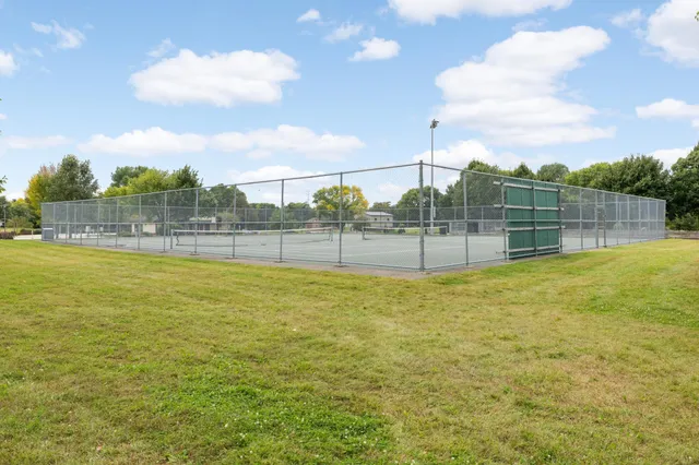 $239,900 | 6604 Pine Crest Trail South, Cottage Grove, MN 55016